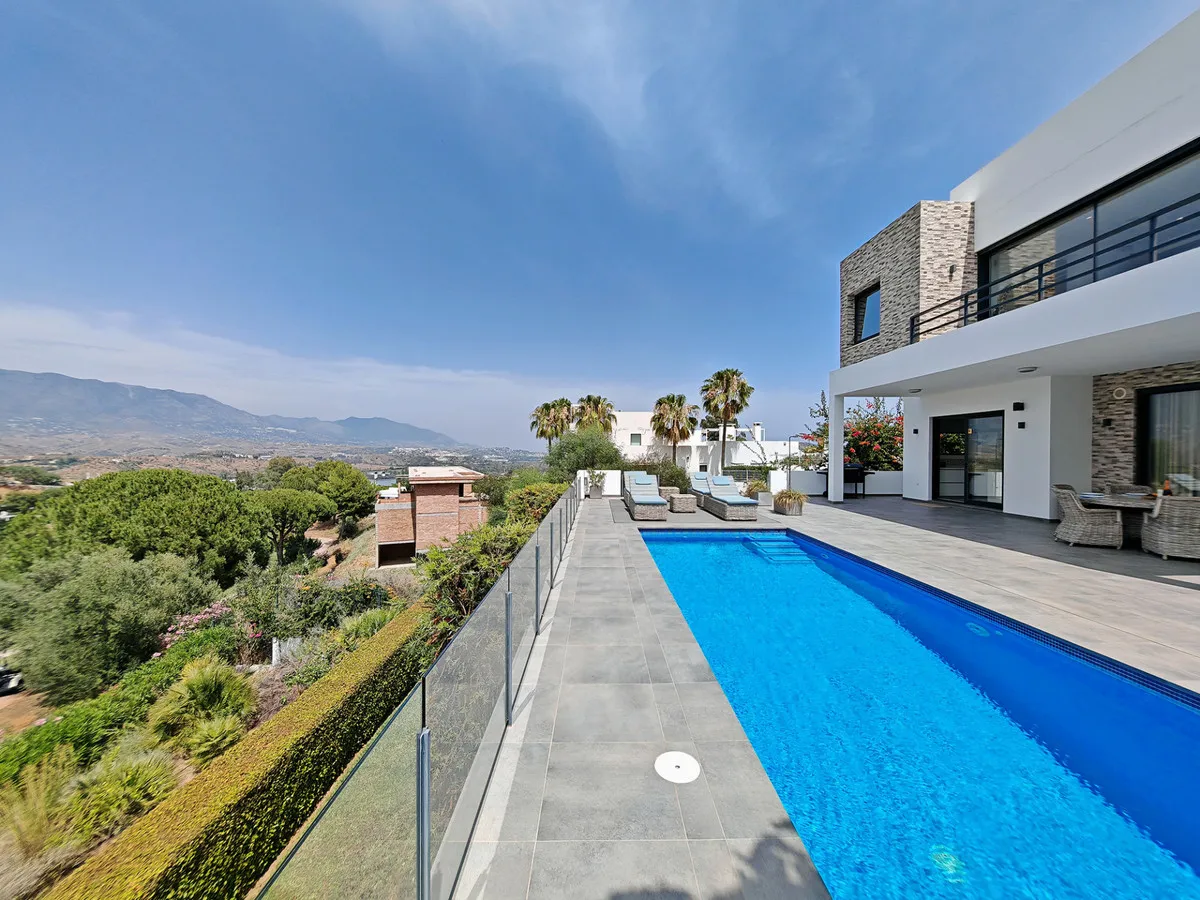 75ddf90a-45a0-484c-9d6f-a1e59c71e8ee