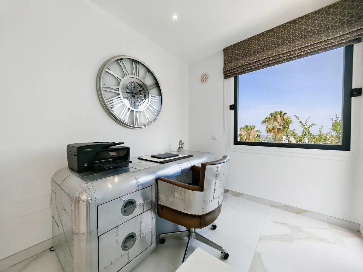 a40c9ee3-403b-420f-adc6-c92735cdaee7