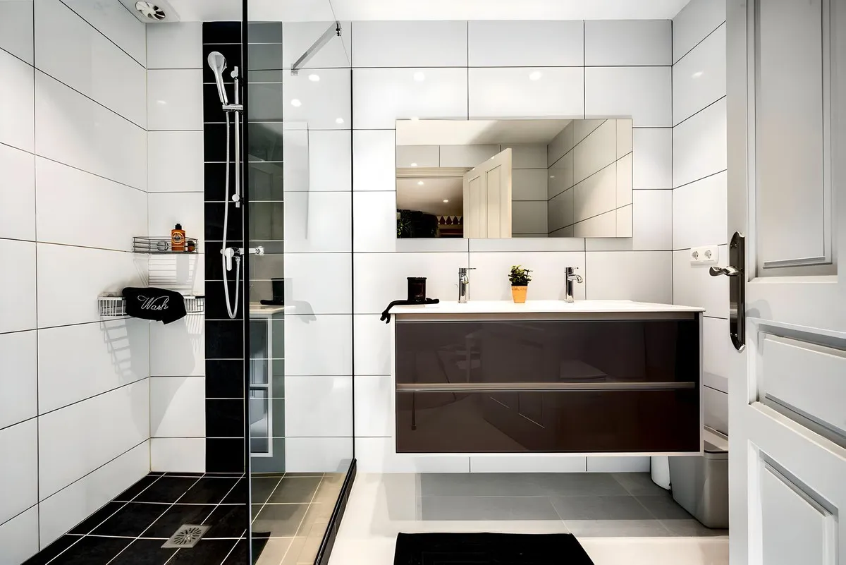 5b18e4d1-78e8-45d7-b1b1-9ce25644d4d1