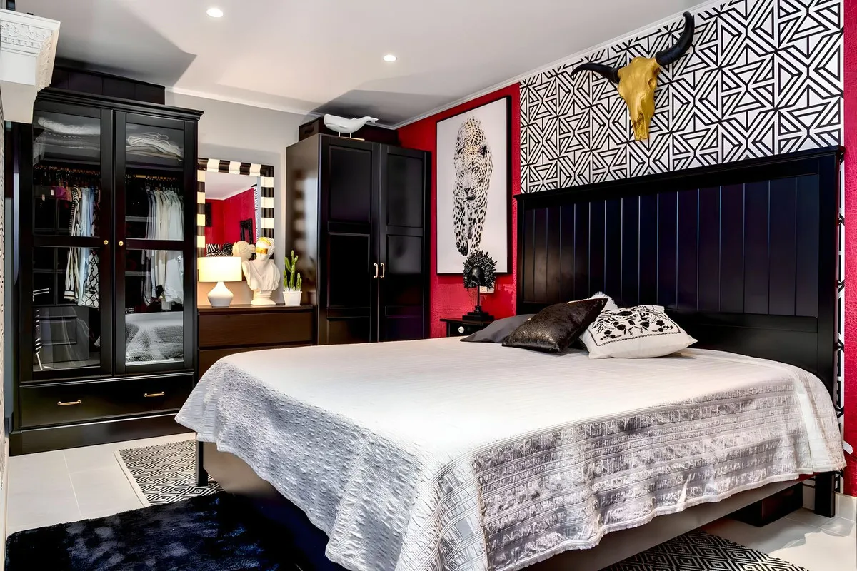 8def6c02-fcb3-40db-a7ab-f559e7afb5d6