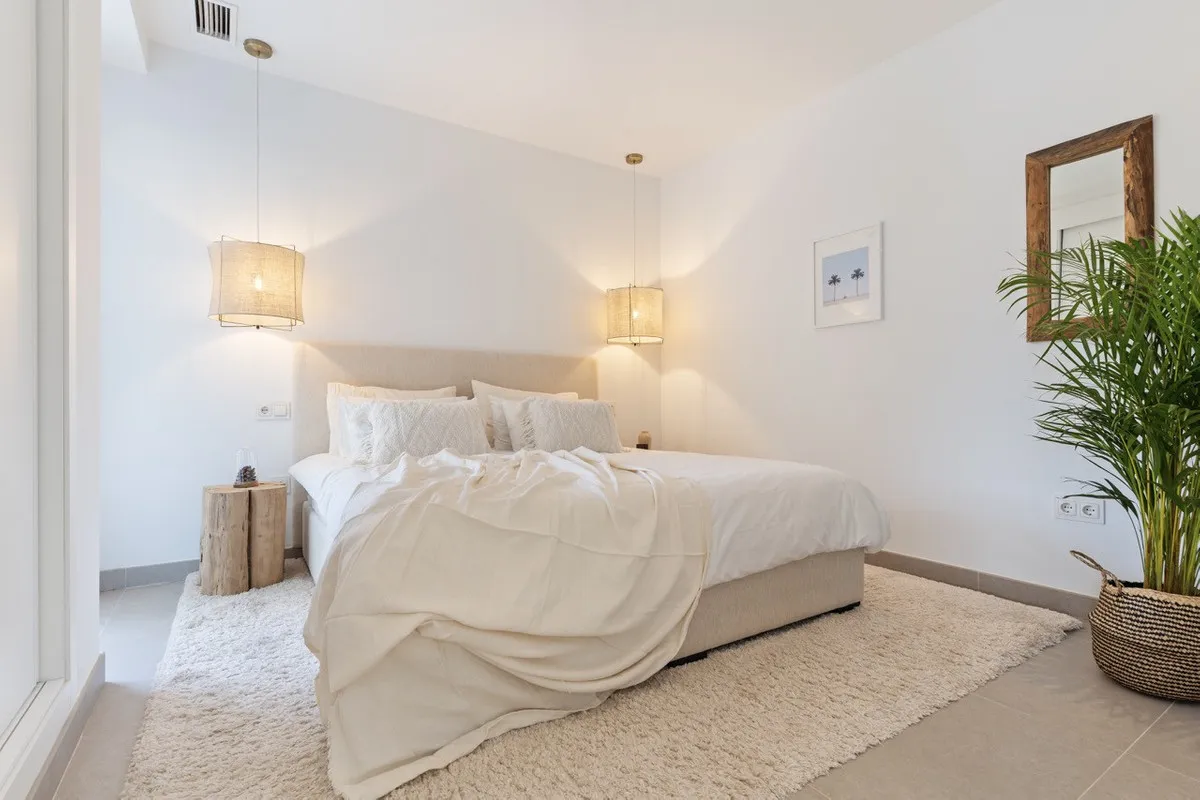 165a2ec8-7704-42b9-bb8e-d4a17dcd8d0b