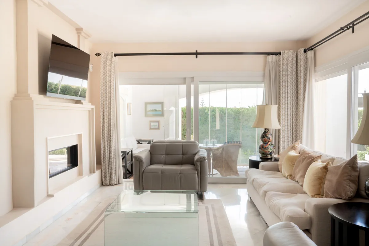 11ea0ed4-4b45-4c09-9225-baee49f077ae