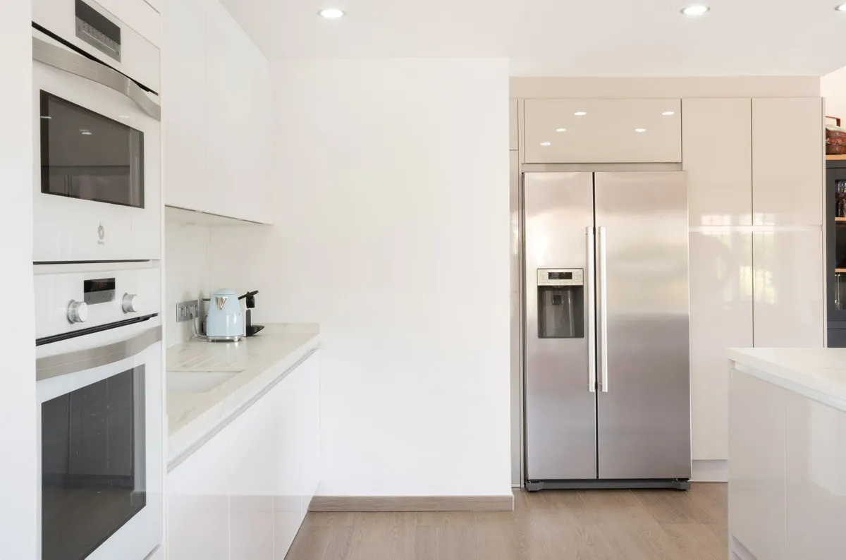 8c7d8593-f760-4599-84dc-c8df38df5108