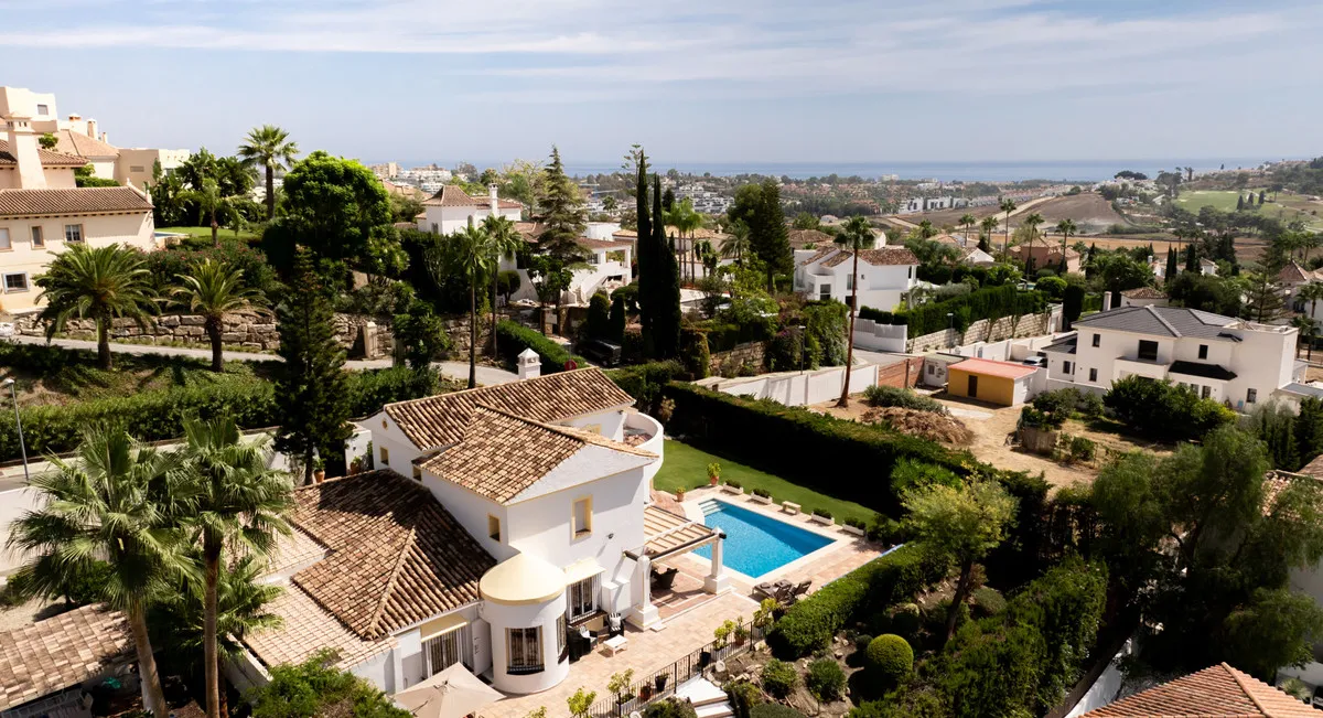 9eb01a8f-6a80-463e-804b-bfd6bff21575