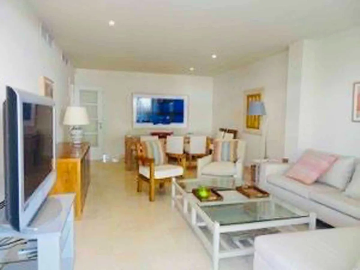 01dff75c-d022-4012-911d-17a91edaca56