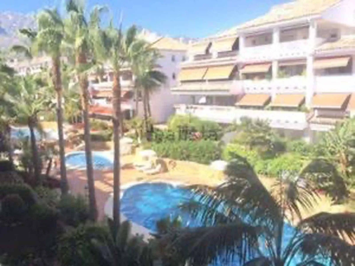 035027ac-fdde-41ce-8183-3fa9caf92fa6