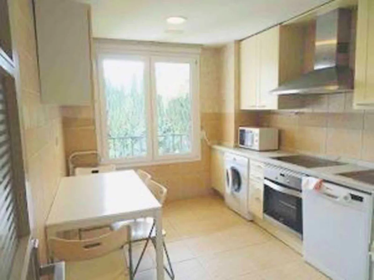 14fb17b6-e3db-4137-ada4-bbd39906ea03