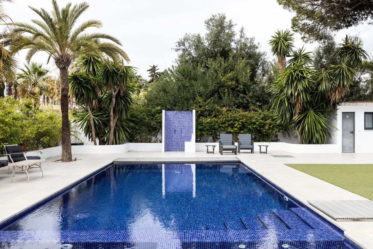 5eb0baff-dec0-4b53-bca4-5a7608047bc6