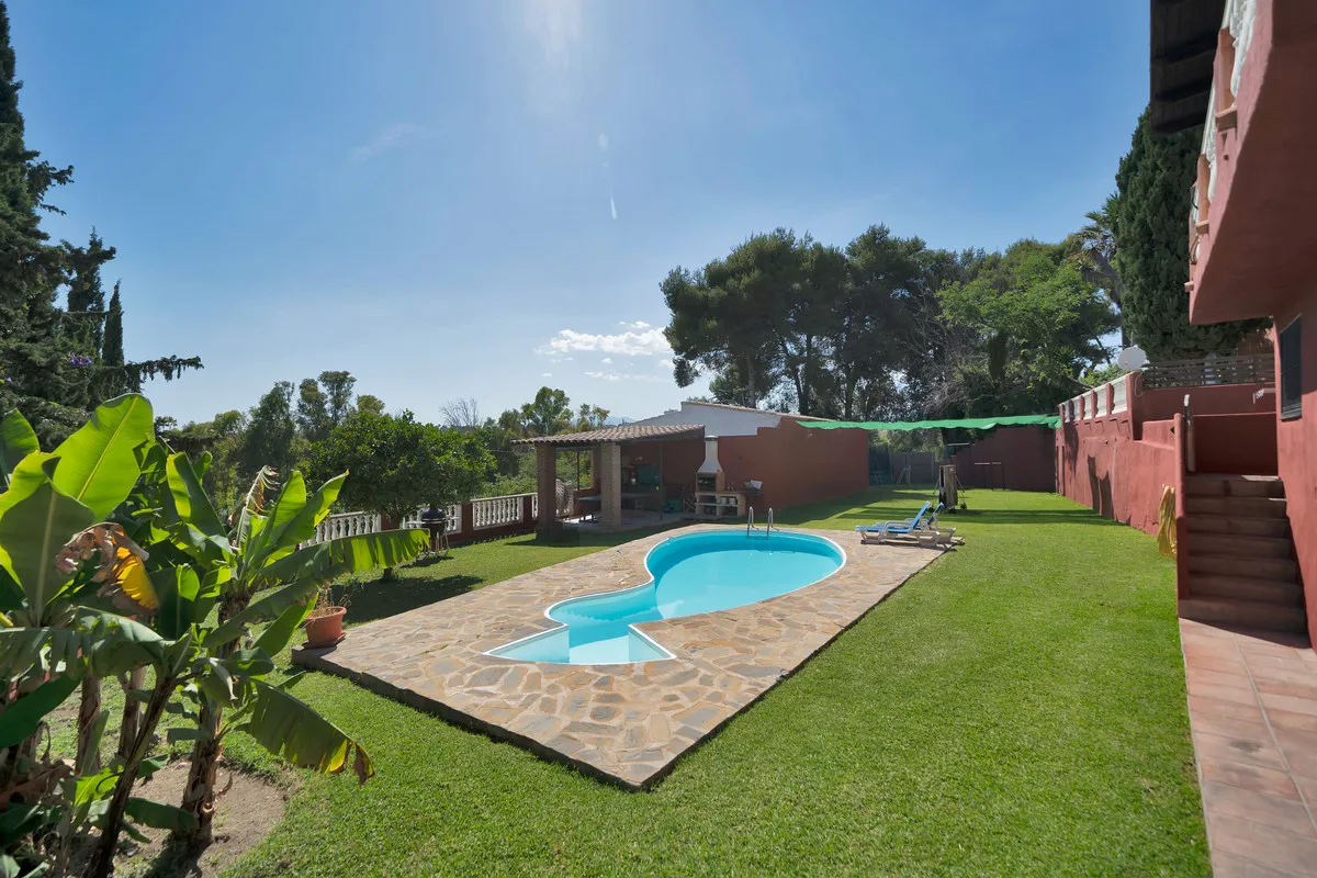 3b2832e1-7c79-466a-922c-78555a517a81