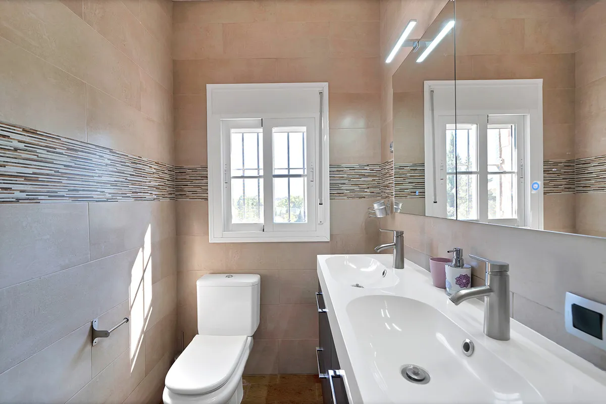 8acd11d4-a9aa-43ed-8c7d-554b5bfdda69