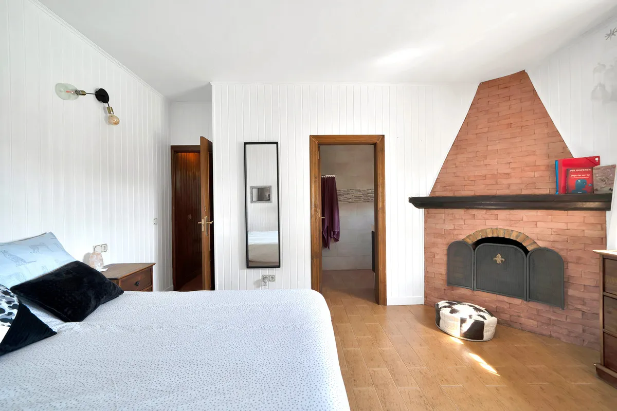 e26b6cab-9493-4d6a-ac60-e09dee840748