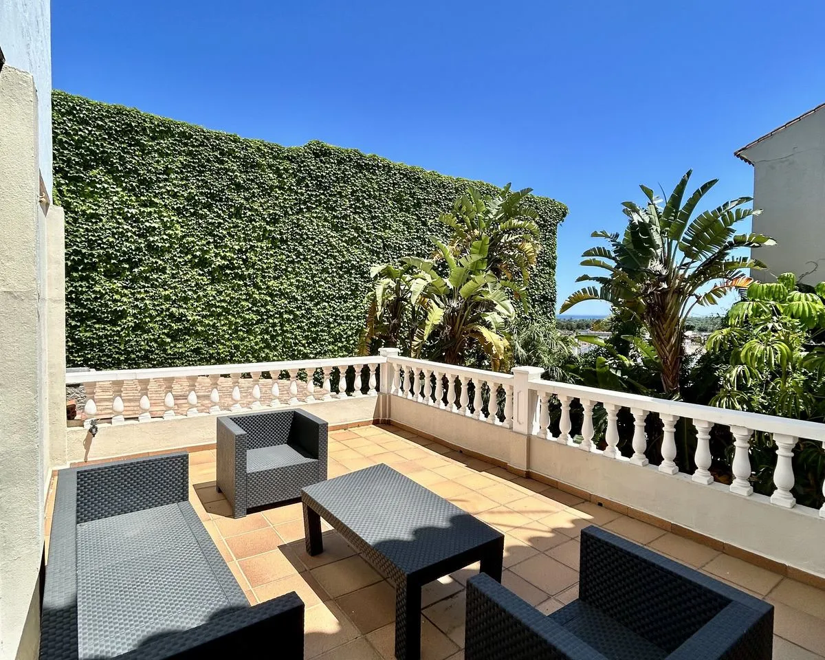 2be0f206-e0c3-4250-9770-b396f19eedc3