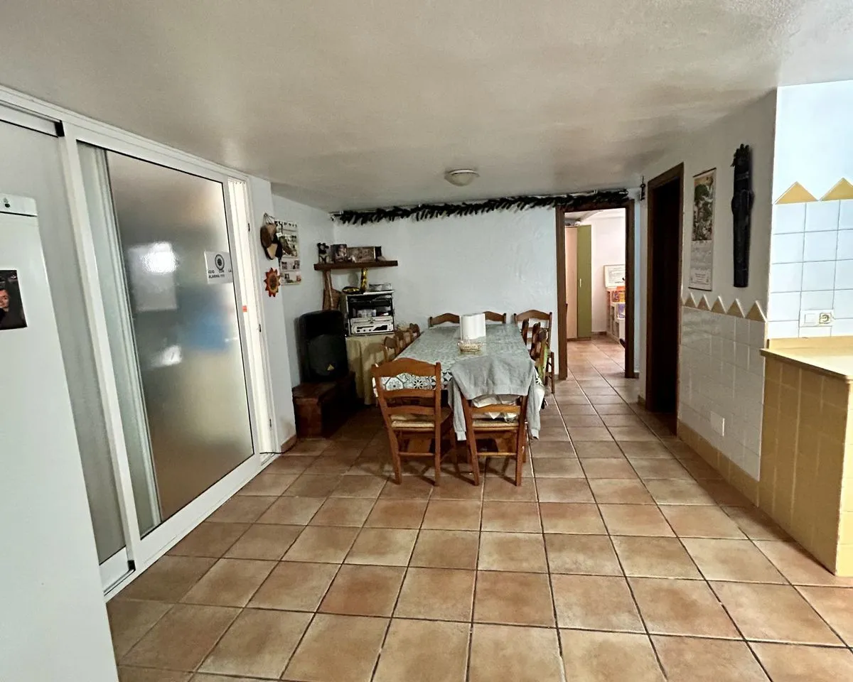 41e2afd8-a65e-44f7-93a4-ec74b4627434