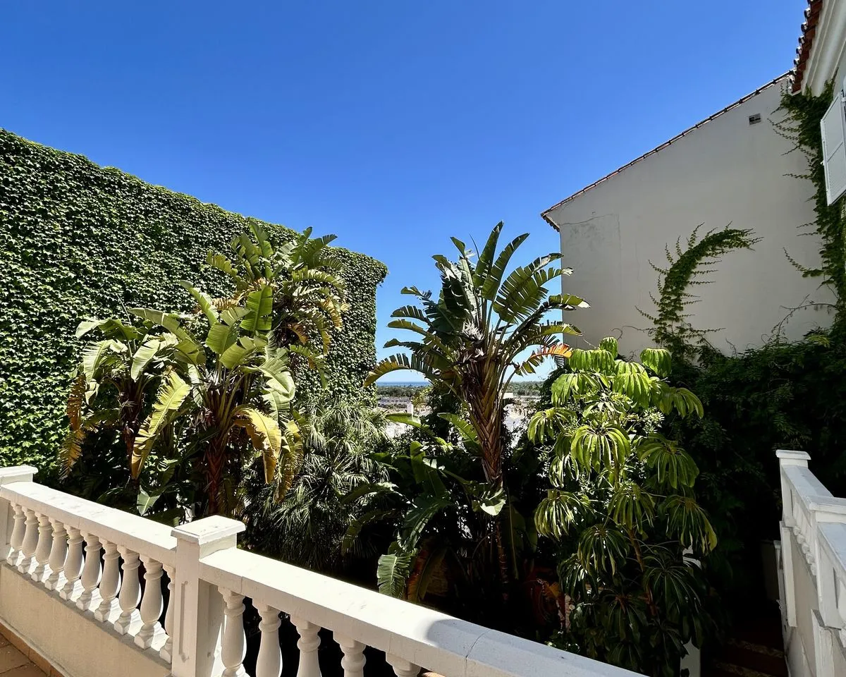 5cc4ac5c-6066-4264-ab08-5576f687ecf6