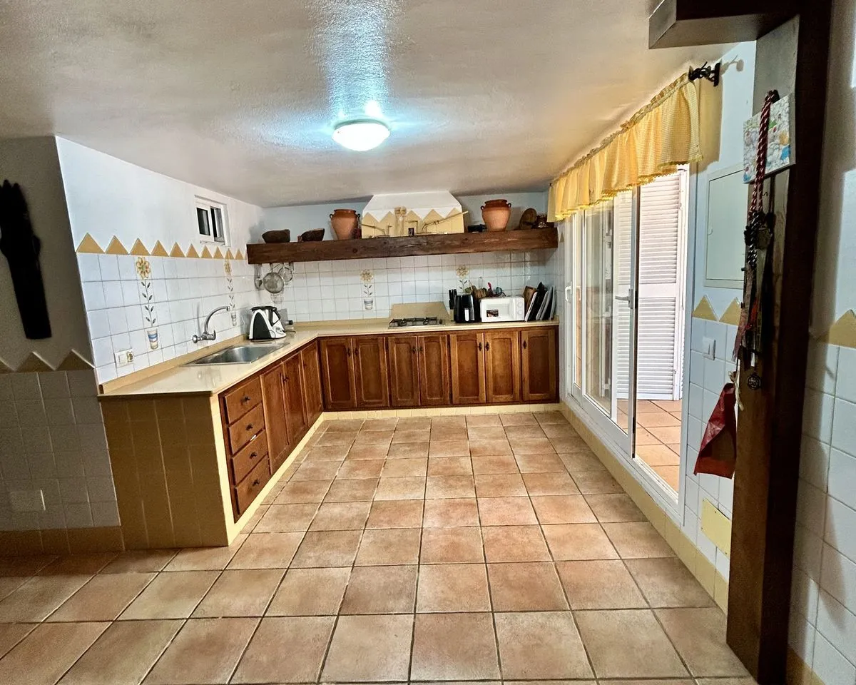 cc84cb91-82be-4bed-9c1f-a85742250c57