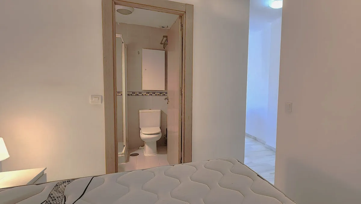 496e5fb5-6f89-40f9-bc09-26b0a698d8a0