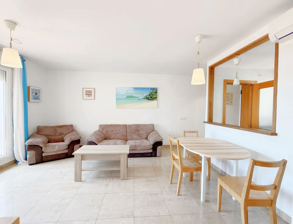 7933639c-05f2-4fb2-9ff6-8128f3eb79f2