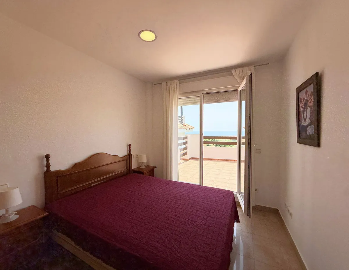 882a1aec-d92f-412a-984d-8010a898e3a6