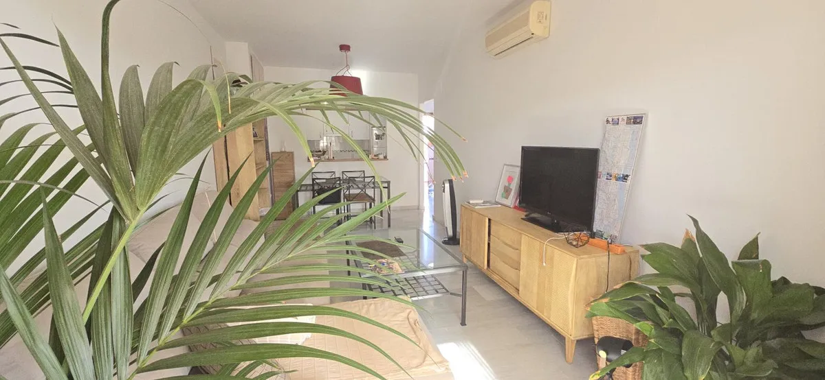 4ad26492-97a4-419c-b18e-eaa3f8733b4b