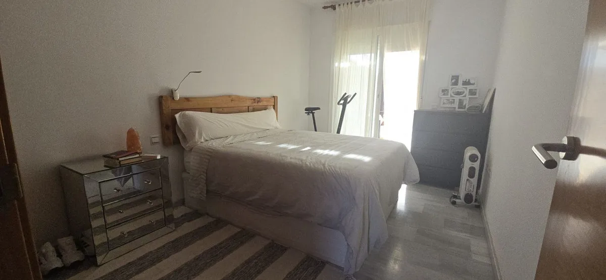 b77af884-072e-4230-b206-f6ca128bb3a2