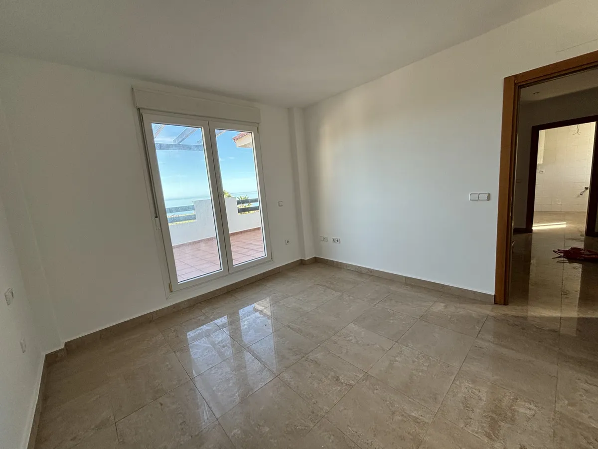 bf91043c-0a8c-4adf-bdca-65f541fbfafb