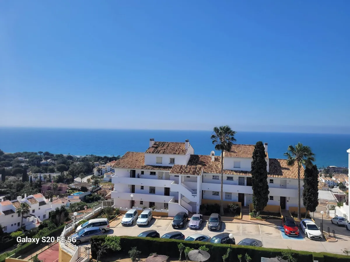 80b6d93f-2ce7-433c-830f-b74869c8736a