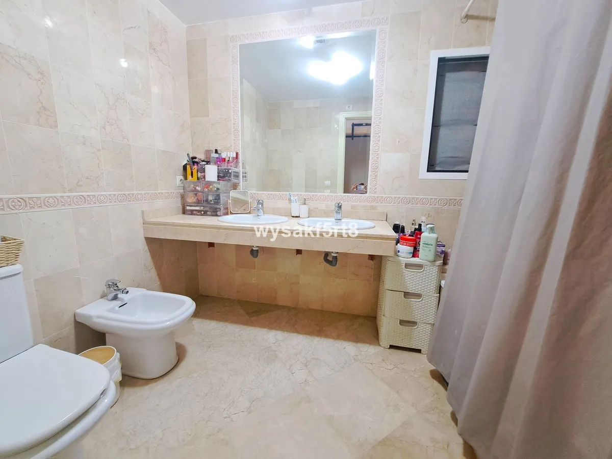 8060431f-b6b1-48ca-a58b-3670c1c4cbf5