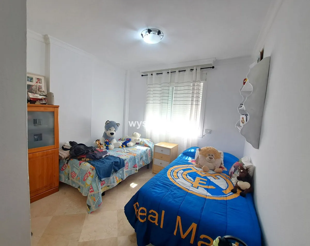 9a3d2589-b09b-4a09-8c4b-71d1802925bc