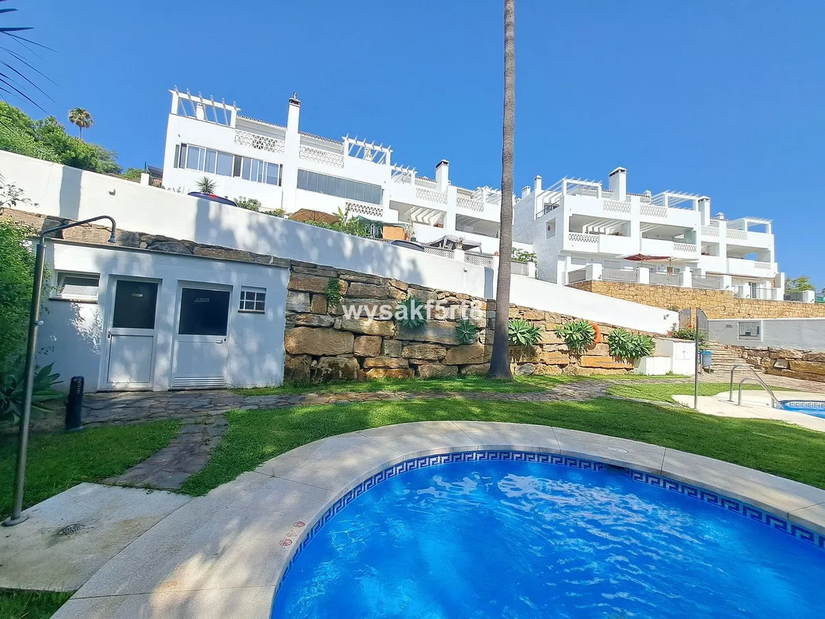 a1b825a6-a7a6-483a-bb40-5a55c6a7a331