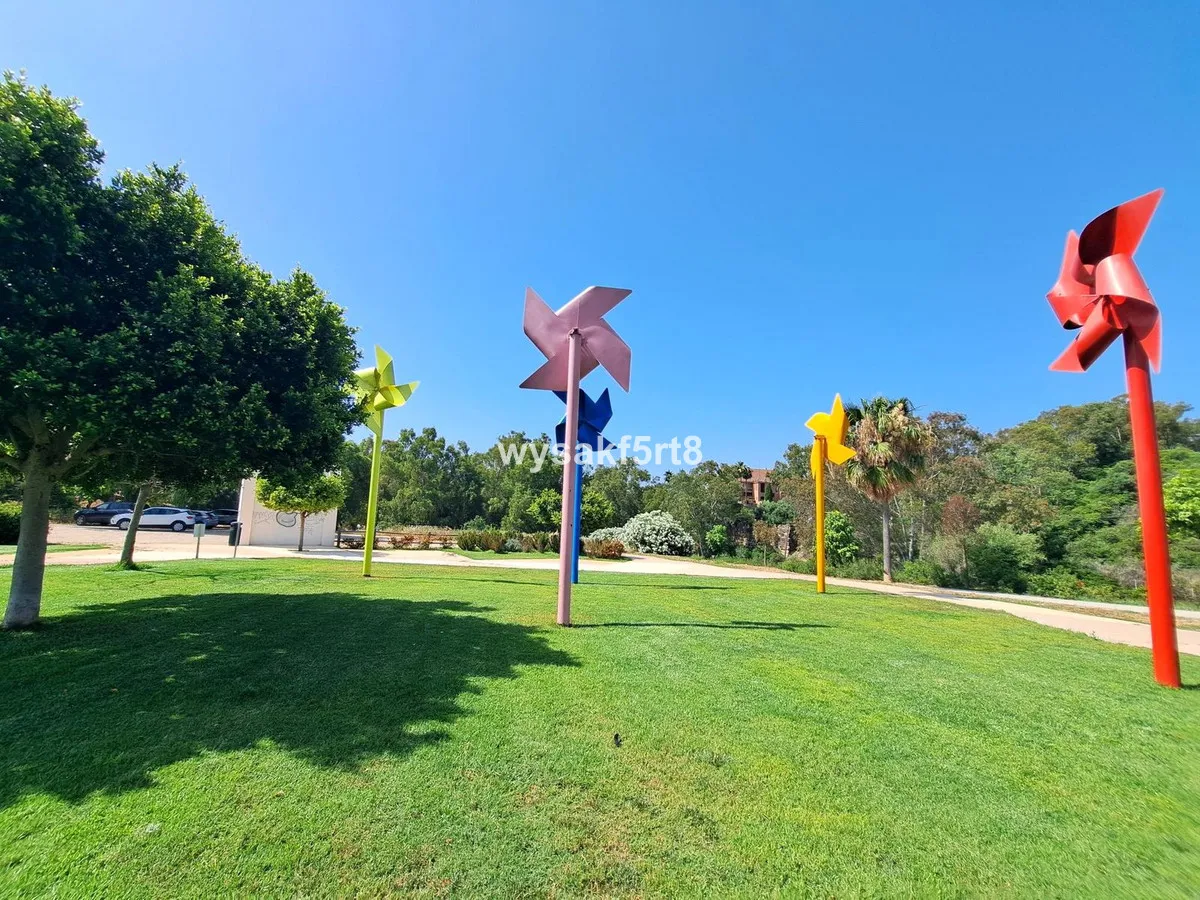 b66c1847-a393-4007-8c1b-c6f5b338d29d