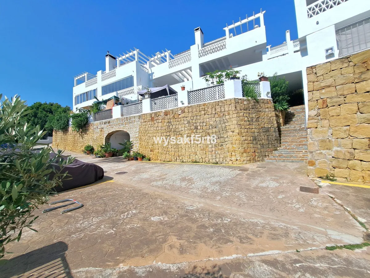 d6aec981-8de2-4d90-af14-7ec6f30eaf94