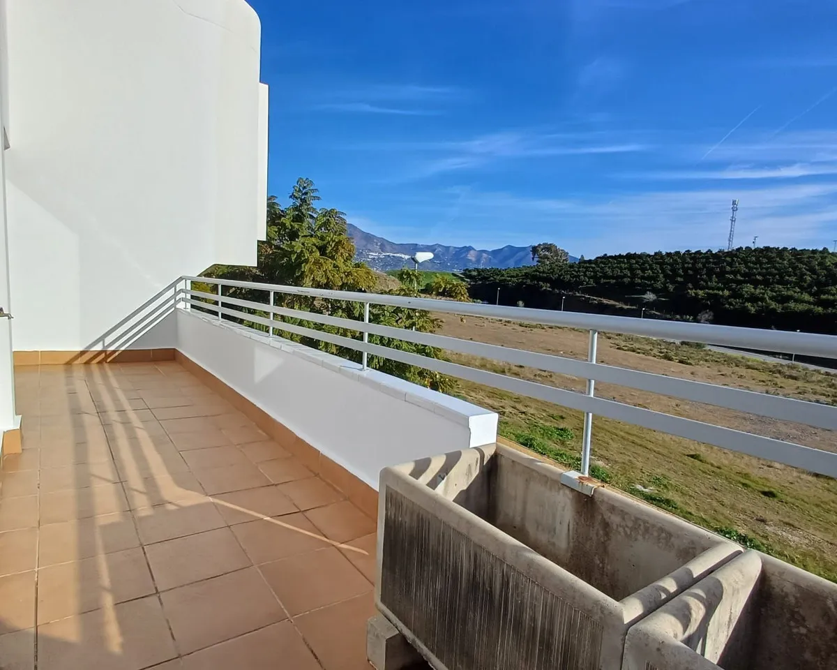 4fa6eaee-7b57-4d1f-99fd-2d1c86e66f74