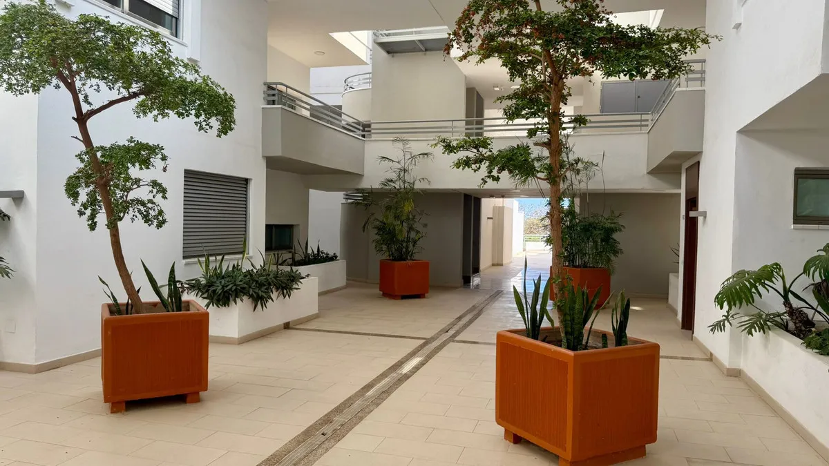 6851d14d-fbff-4757-a88e-b5d26eb32a48