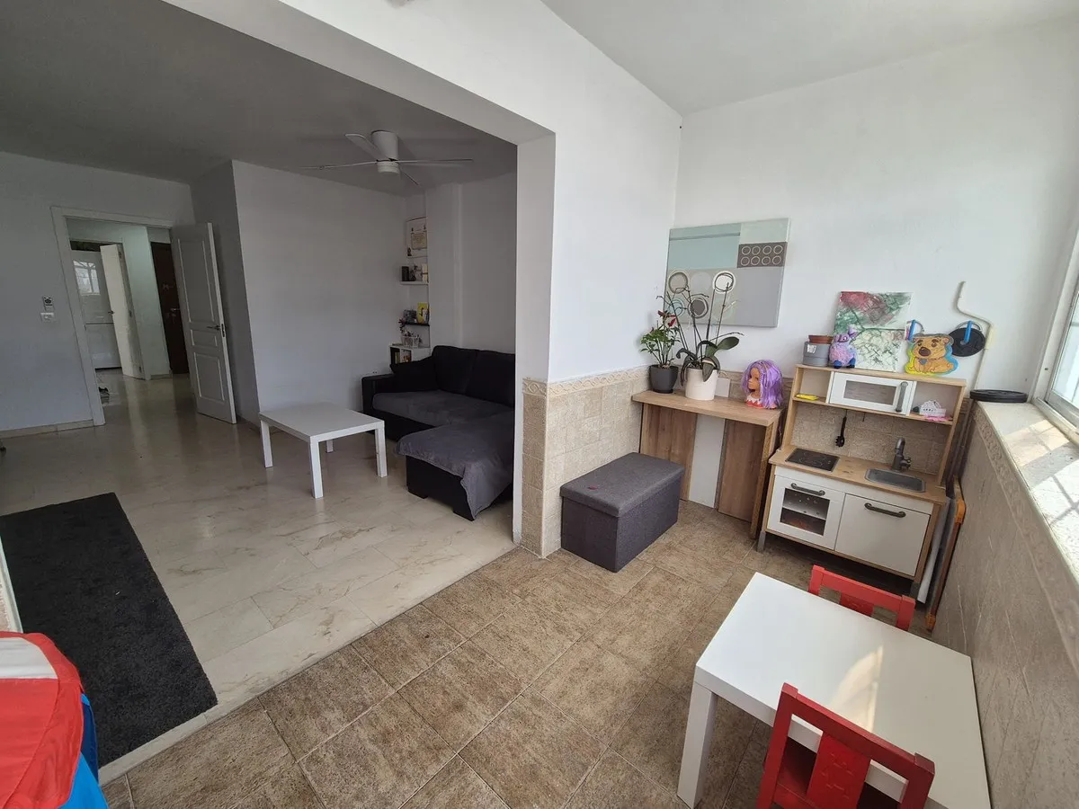 6551bf7e-132e-4a3f-8abb-f47383081228