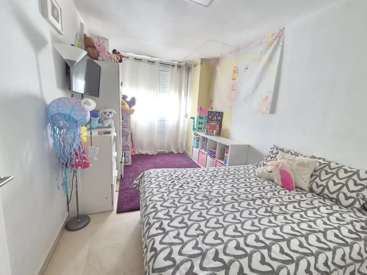 998d5d64-89f4-4ebe-9a62-7ab7c178385e