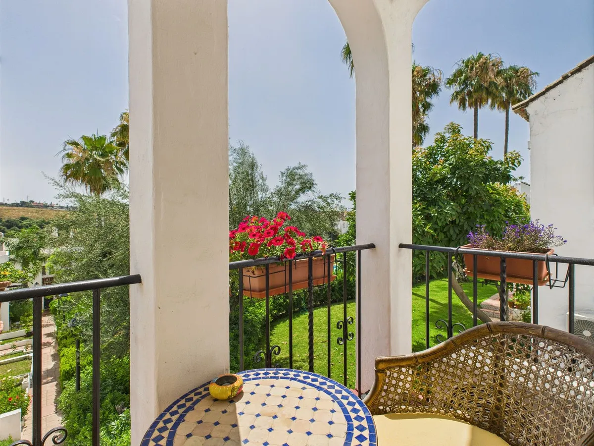 649471e7-b9d9-4ff3-ad24-4e6e13c9df88