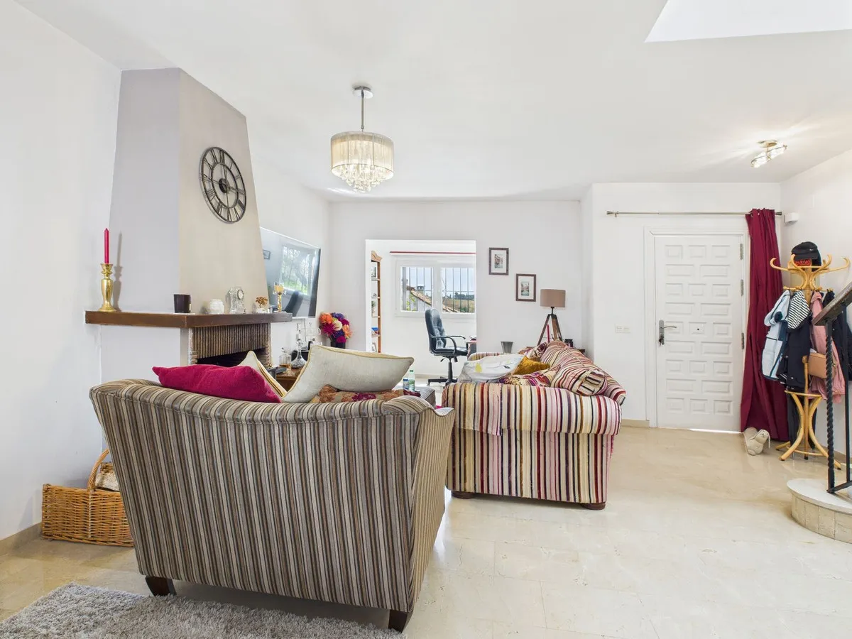 b81c049a-45d3-430f-b575-59f604d77cdd