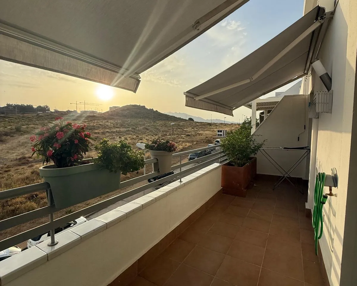 b1b11a86-5c4a-400b-985e-9272a4fb304e