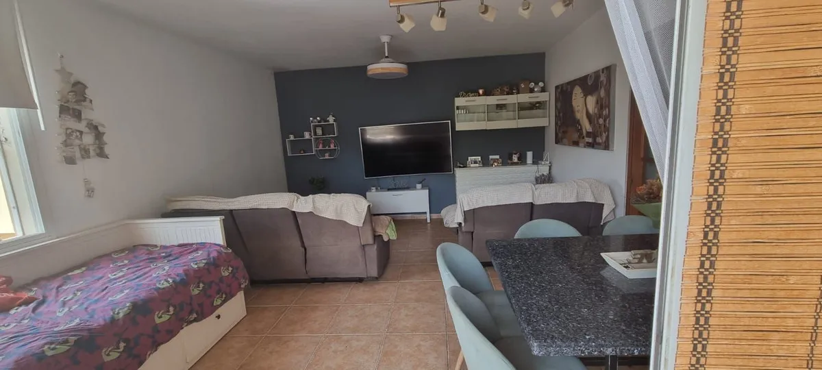 6966cdcc-7c49-421f-97b3-86c3c9b1b844