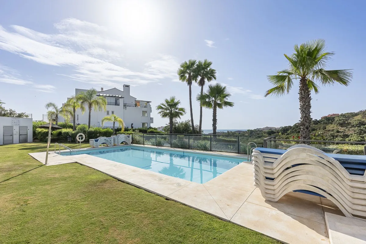 8399709c-b89c-4473-ba28-a84465455c96