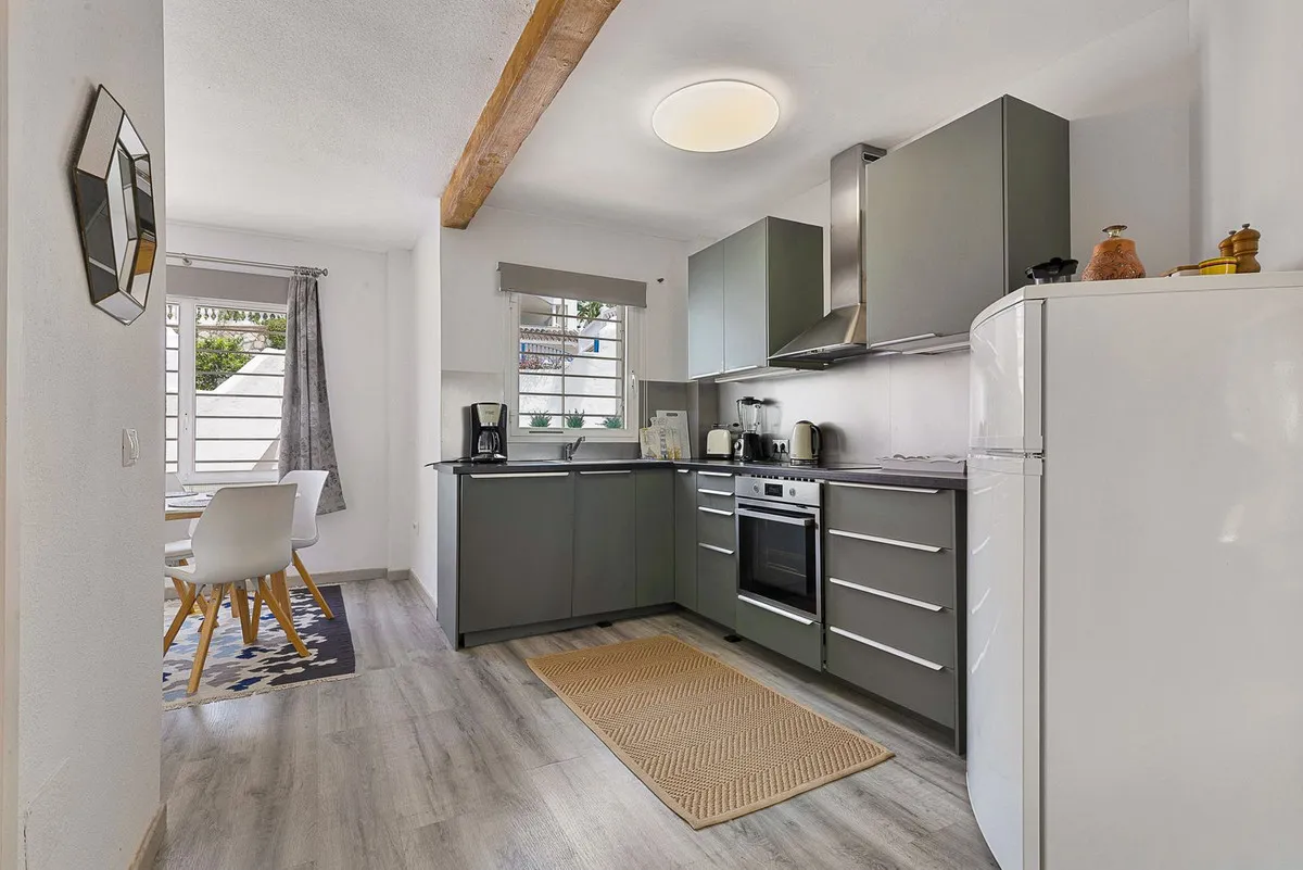 b48c91fe-c93a-4bb5-8e39-b5ec9f5a236a