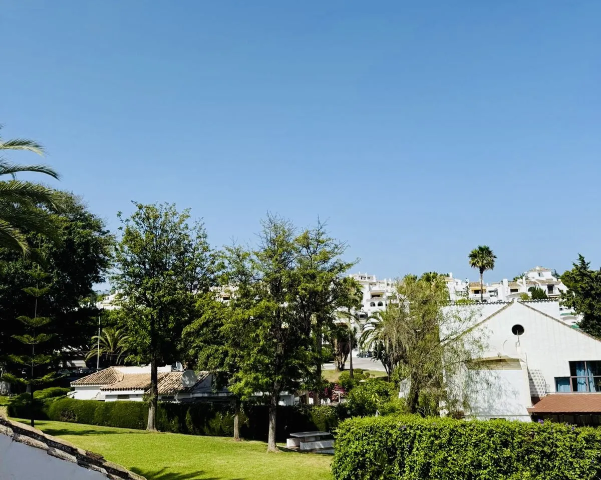 fcc68aa0-da8a-4185-9f73-38ed74c44971