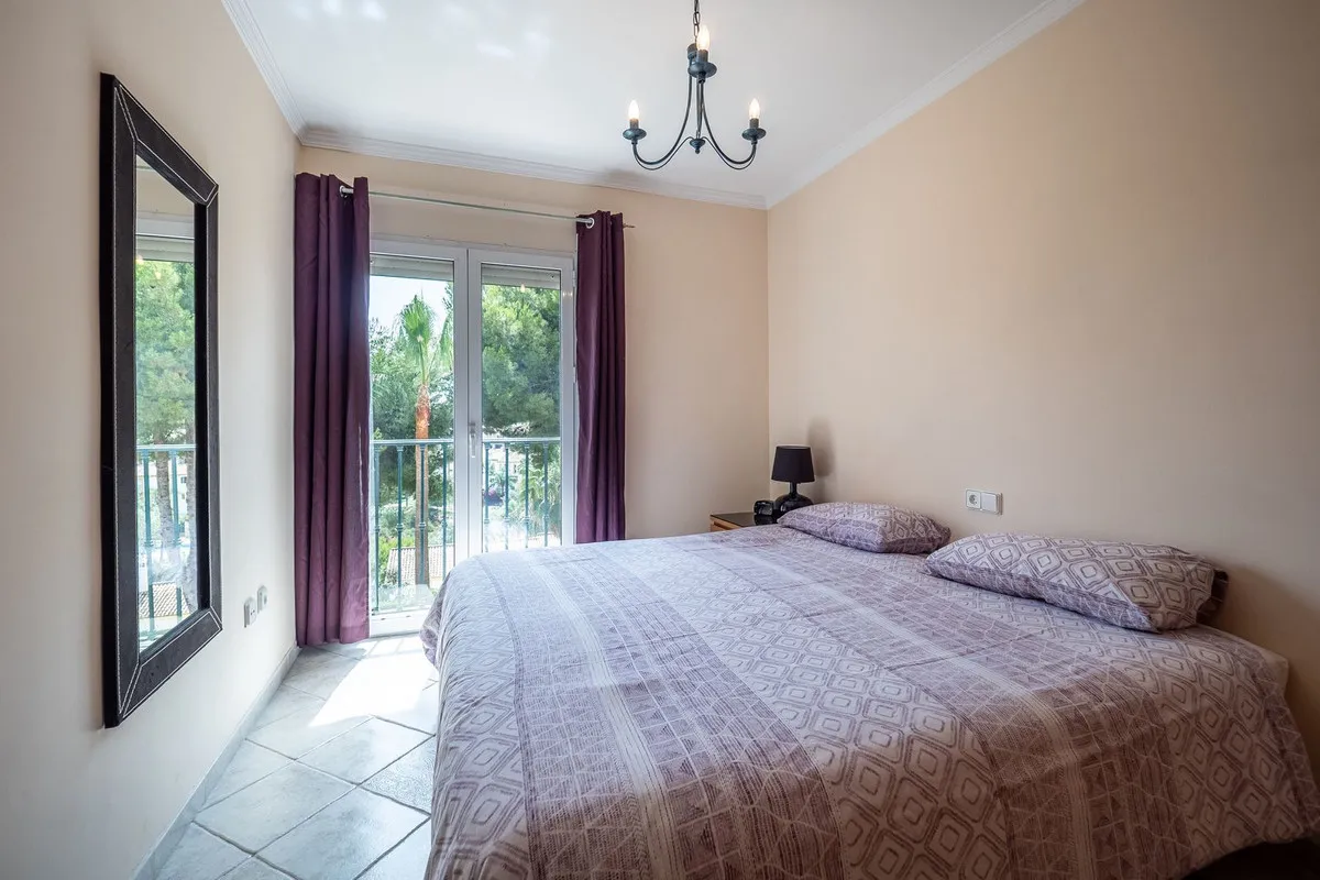 1060afac-5e67-42ed-b150-4abeabd36bb5