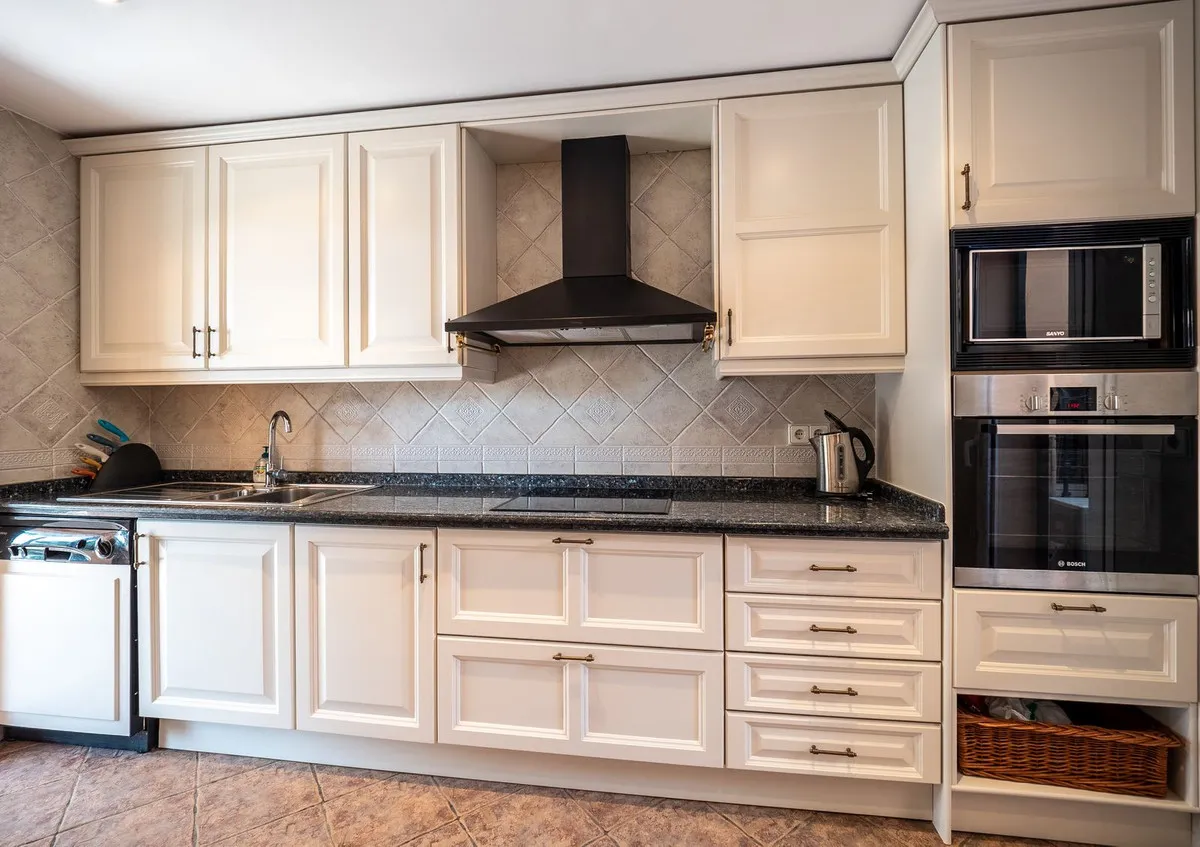 269b9449-9705-475e-8441-a43ce18a86b0