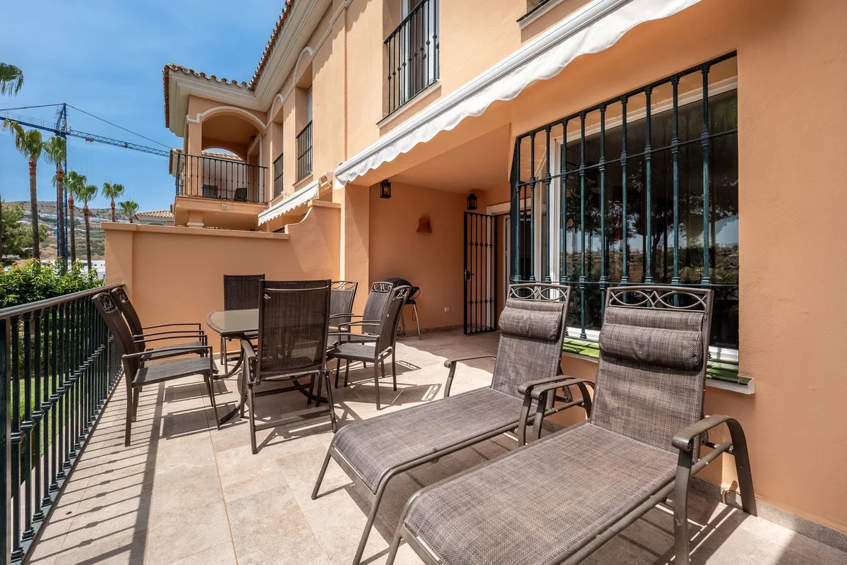 36bf7d95-d43e-4c3d-9f04-3d4f2d8cb628