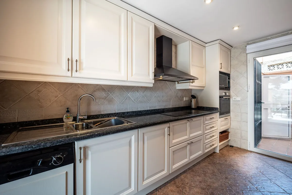 845534c3-2c77-442f-be8d-92d6020d592b