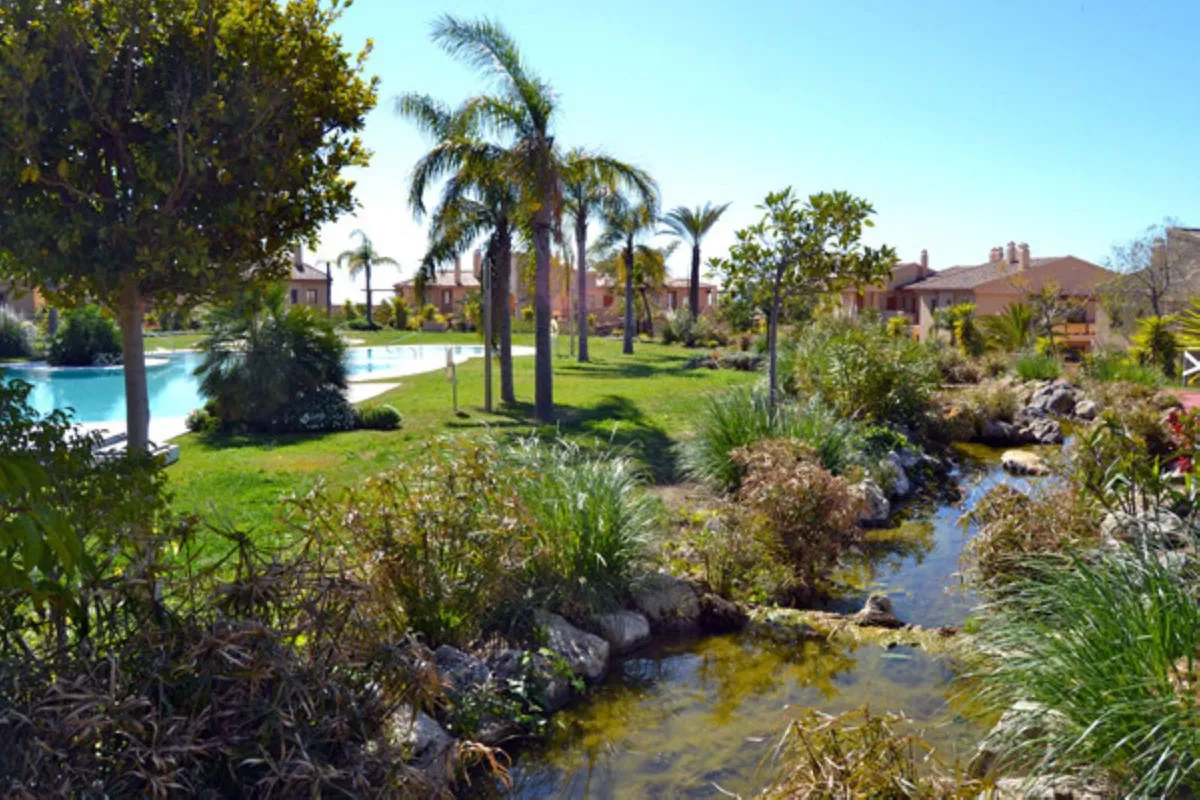 c26169fb-f61a-423c-a07b-b7dd5a9ac523