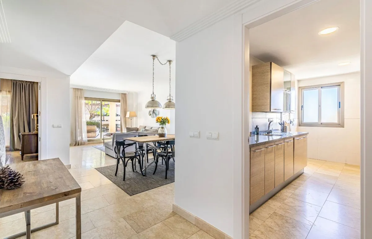 e9181ee6-fa4c-45f1-97bc-c7714d2a16d7