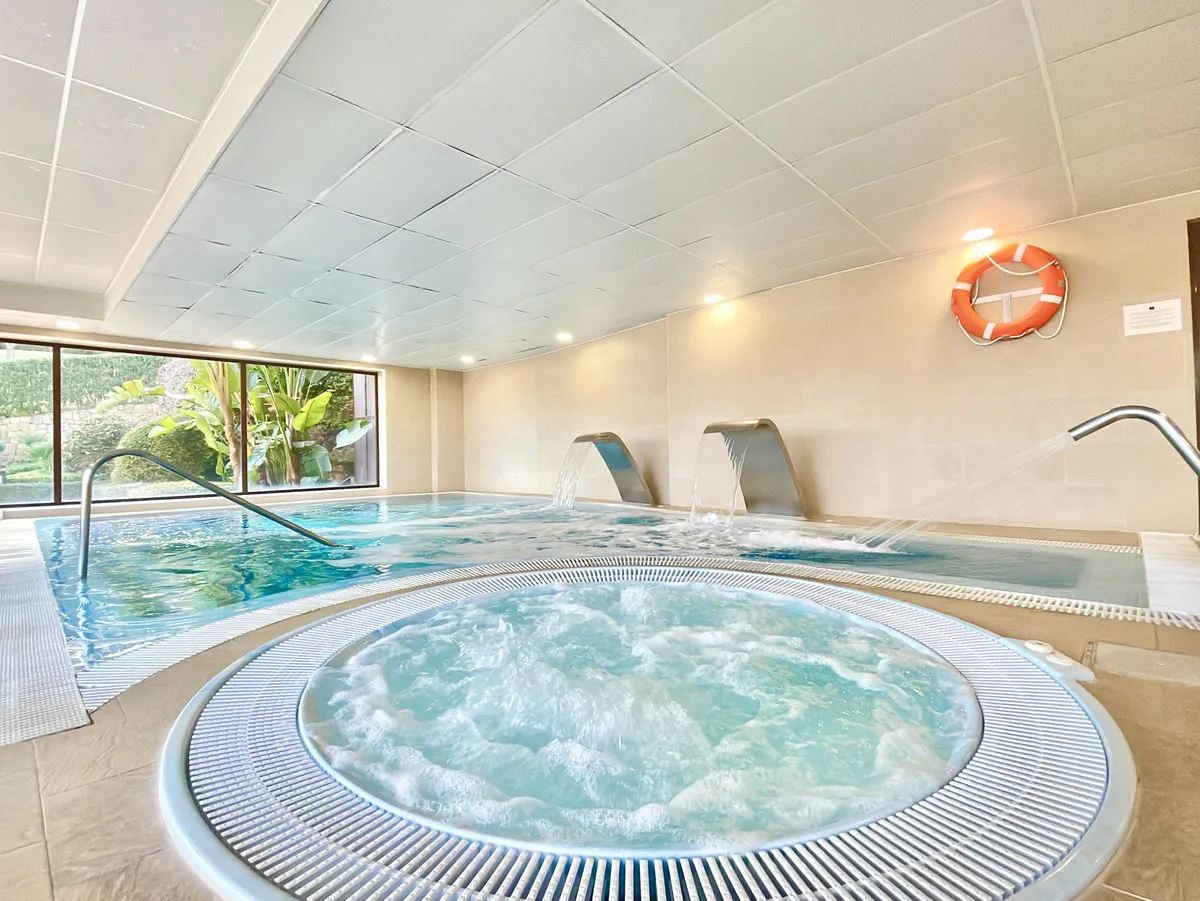 4fa4694a-b4ce-4422-bf27-c3ea4738fa9a