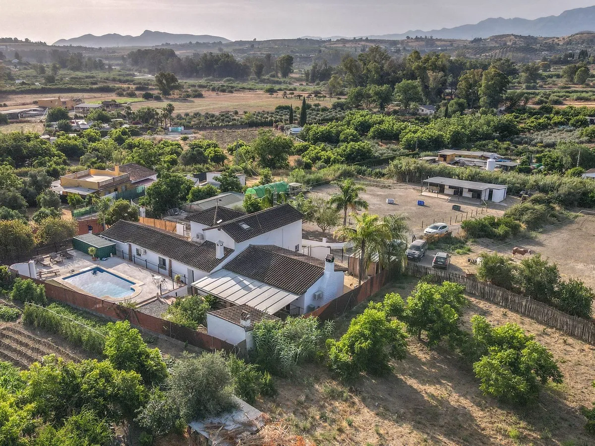 42e74aca-6cff-4d2b-8b8b-1af47610c286